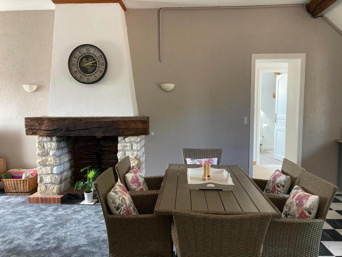 Lac De Lumiere. Relax With Rural Lakeside Living Herry Exterior photo
